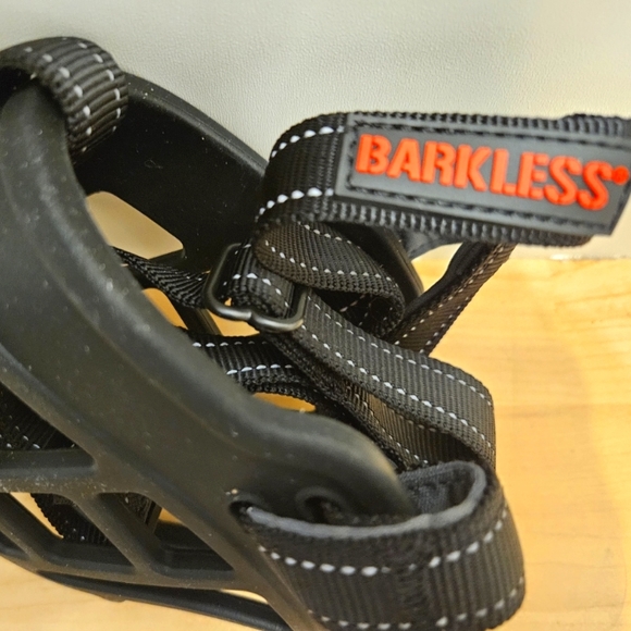 Barkless Soft Basket Silicone Muzzle for Dogs - black, size 5 (Snout 13.5-14.5") - Picture 6 of 8